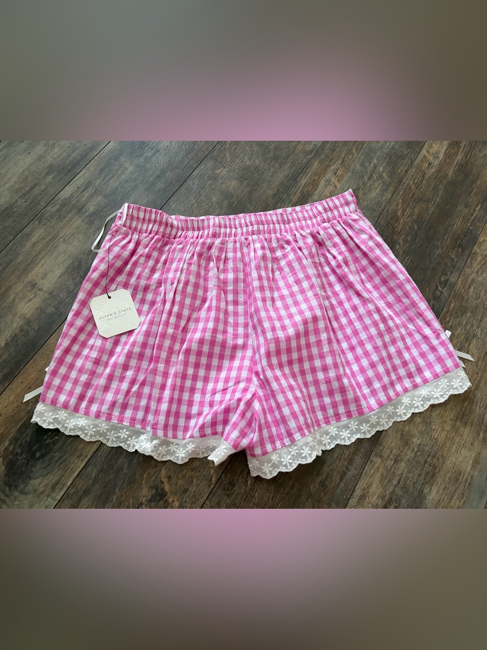 Altar’d State Gingham Lace Shorts Sz M NWT - Picture 2 of 5